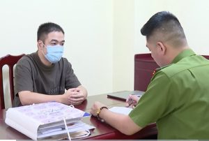 Công an làm việc với bị can Phan Thành Công